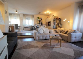 Appartamento Via Alcide De Gasperi, Rho - foto 1