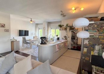 Apartment Via Alcide De Gasperi, Rho - photo 4