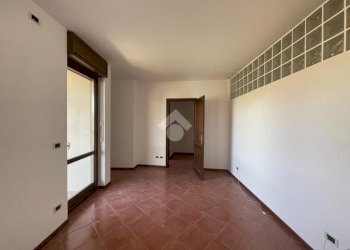 Bilocale Viale Vittorio Veneto, Borgomanero - foto 7