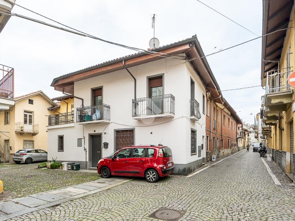 Two-room apartment Via Saccarelli, Venaria Reale - photo 1