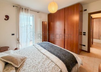 camera da letto - Trilocale Via Marinai d'Italia, Creazzo - foto 11