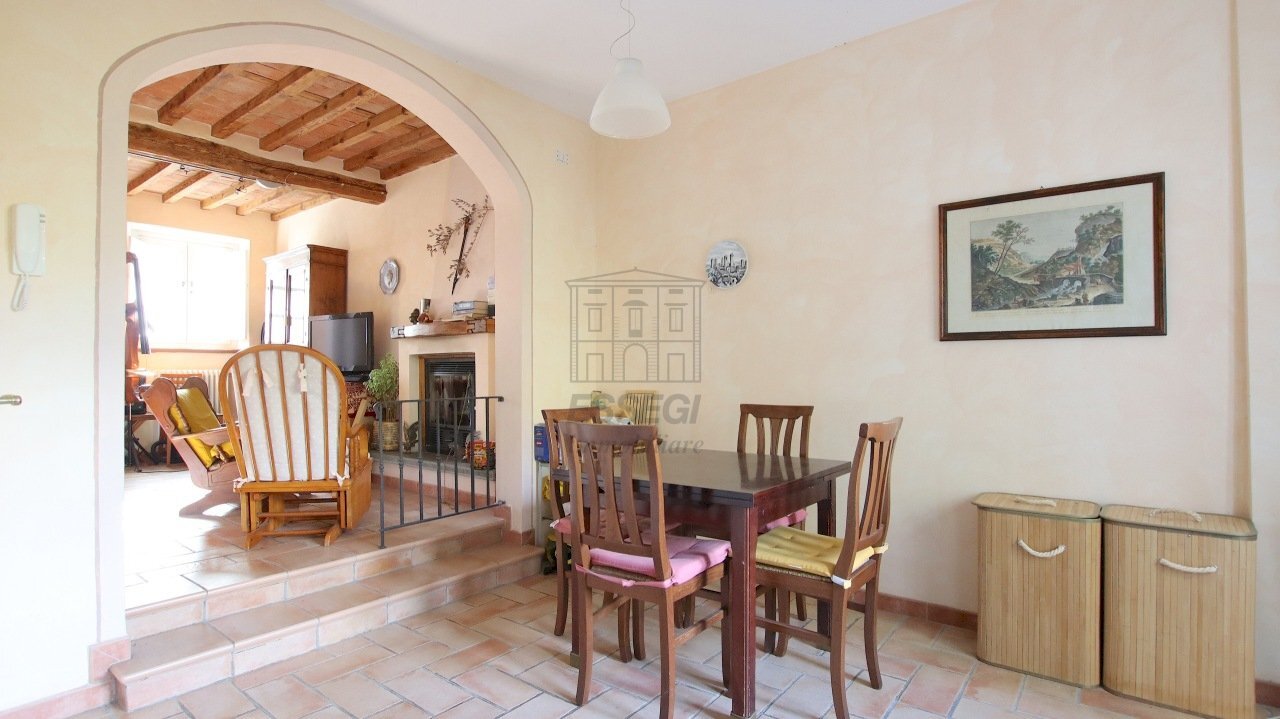 vendesi terratetto con terrazzo lucca capannoriIMG - Townhouse Via di Mezzo 5, Capannori - photo 2