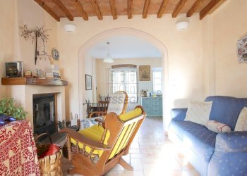 vendesi terratetto con terrazzo lucca capannoriIMG - Townhouse Via di Mezzo 5, Capannori - photo 10