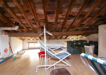 vendesi terratetto con terrazzo lucca capannoriIMG - Townhouse Via di Mezzo 5, Capannori - photo 22