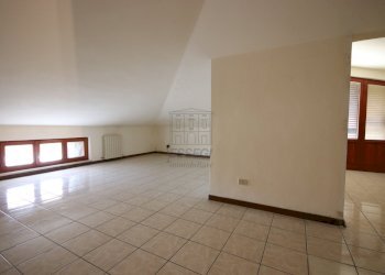 Villetta bifamiliare in vendita a Lucca (22).JPG - Villa a Schiera Via Delle Cornacchie 1016, Lucca - foto 13