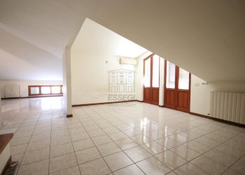 Villetta bifamiliare in vendita a Lucca (27).JPG - Villa a Schiera Via Delle Cornacchie 1016, Lucca - foto 17