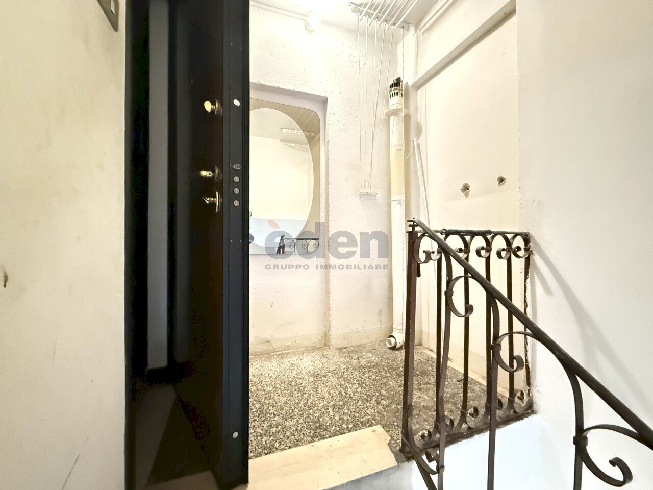 scala - Apartment Via A. Ronchetti 6, Modena - photo 2