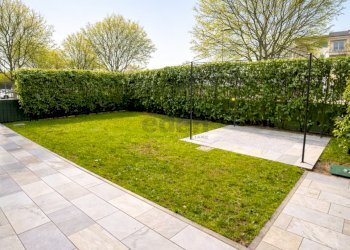 giardino - Appartamento Via Italo Calvino 22, Castelnuovo Rangone - foto 8