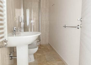 IMG20260107103003.jpg - Attic Via San Francesco D'Assisi 13, Savona - photo 9