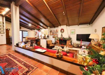 Living - Villa Via Trascine 1, Taranto - foto 11