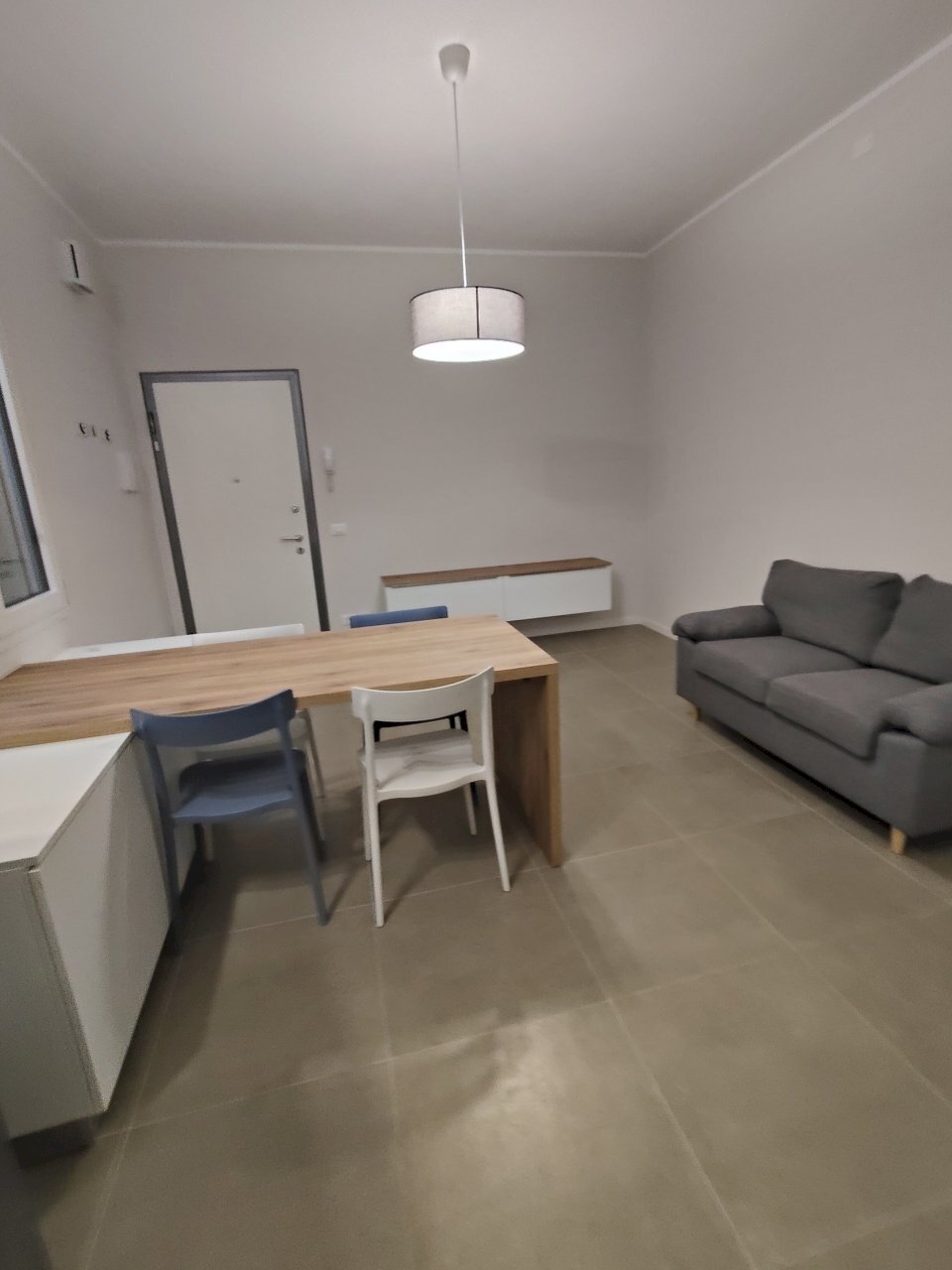 soggiorno - Bilocale centro, Castel San Giovanni - foto 2