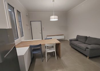 soggiorno - Bilocale centro, Castel San Giovanni - foto 3