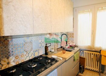 PHOTO-2025-01-16-10-13-46 2.jpg - Quadrilocale Via Grado, Ravenna - foto 3