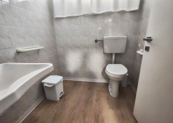 WhatsApp Image 2026-01-05 at 08.10.17 (2).jpeg - Commercial Premises Via Roma  193, Mascalucia - photo 9