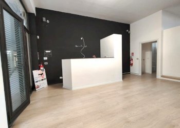 WhatsApp Image 2026-01-05 at 08.10.17 (3).jpeg - Commercial Premises Via Roma  193, Mascalucia - photo 10