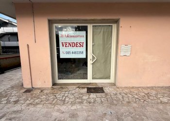 Locale Commerciale Montesilvano, Montesilvano - foto 1