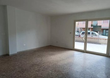 Locale Commerciale Montesilvano, Montesilvano - foto 4