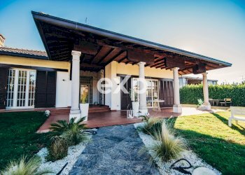 VILLA - Villa Via Vicenza, Oggiona con Santo Stefano - photo 41