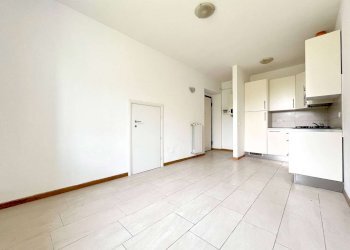 Two-room apartment Arcore - photo 4