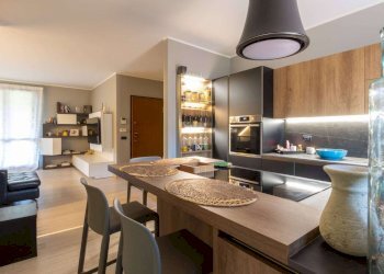 Villa a Schiera Usmate Velate - foto 8