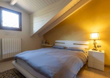 Villa a Schiera Usmate Velate - foto 14