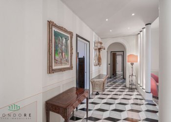 Quadrilocale via galliera, Bologna (zona Centro Storico) - foto 10