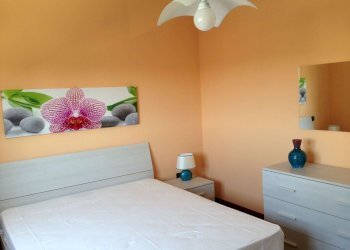 Camera - Bilocale strada del Portone, 25, Torino (zona Mirafiori Sud) - foto 7