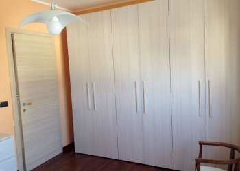 Camera - Bilocale strada del Portone, 25, Torino (zona Mirafiori Sud) - foto 9