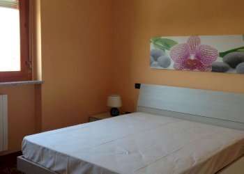 Camera - Bilocale strada del Portone, 25, Torino (zona Mirafiori Sud) - foto 11