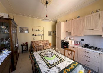 Three-room apartment Asti - photo 7