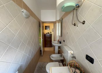 Three-room apartment Asti - photo 11