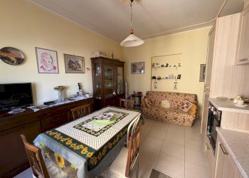 Three-room apartment Asti - photo 15
