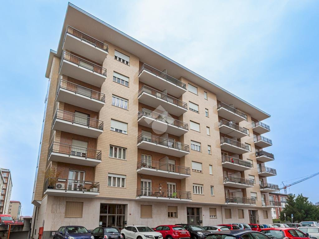 Two-room apartment Via Del Sangone, Beinasco - photo 1