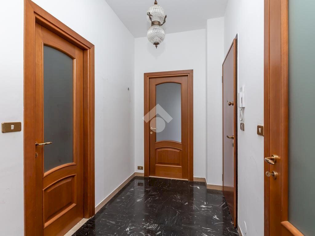 Two-room apartment Via Del Sangone, Beinasco - photo 2