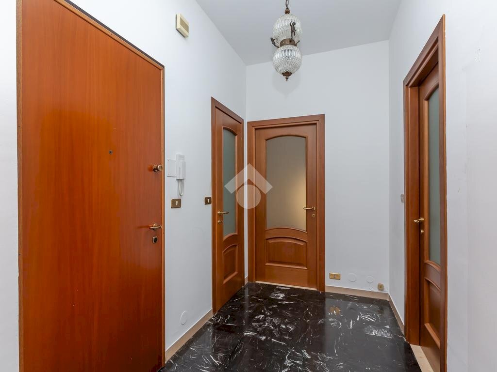 Two-room apartment Via Del Sangone, Beinasco - photo 3