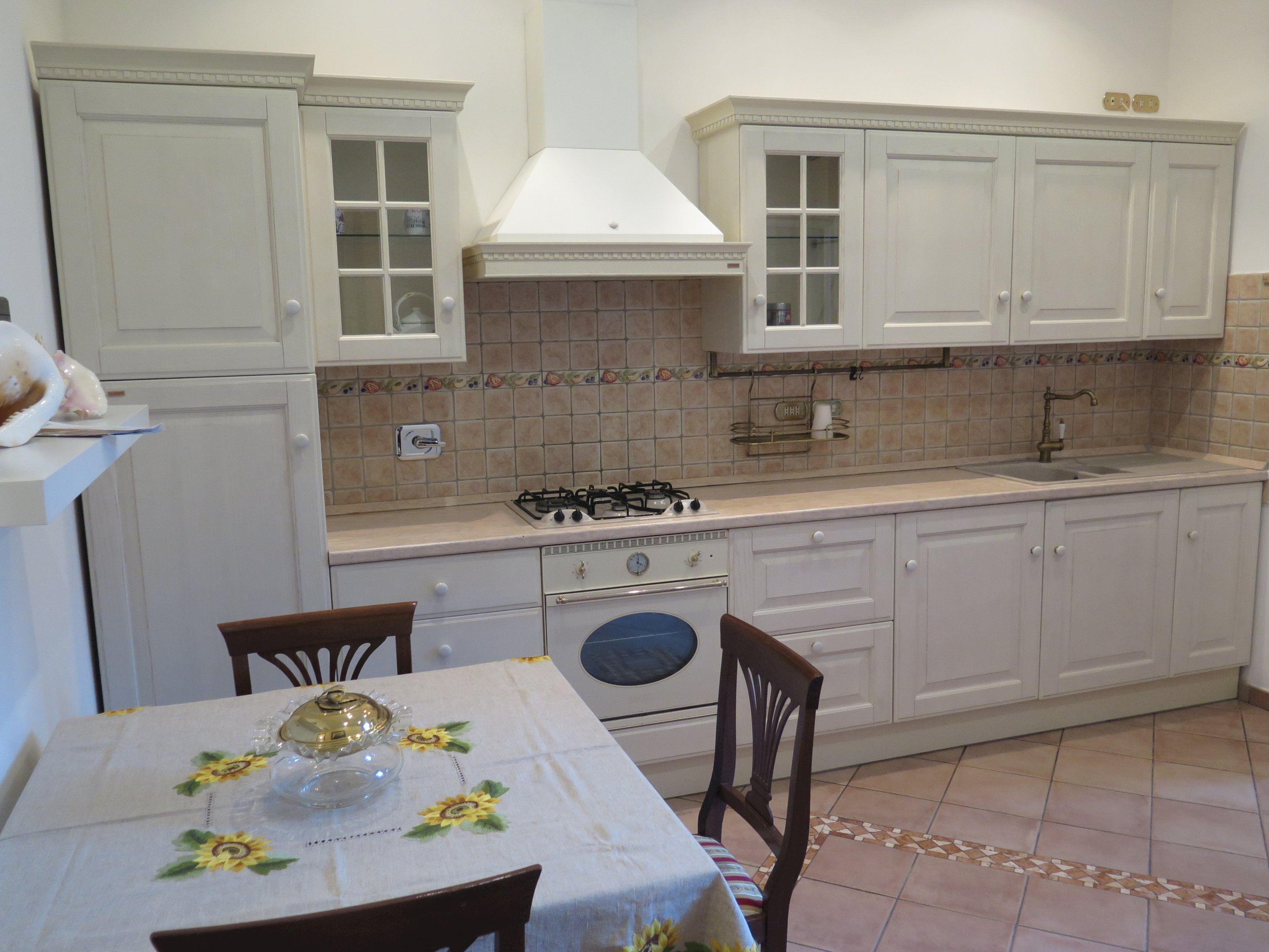 Three-room apartment Bologna (neighborhood Saragozza) - photo 3