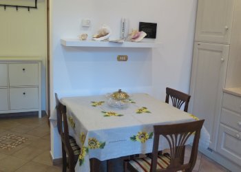 Three-room apartment Bologna (neighborhood Saragozza) - photo 2