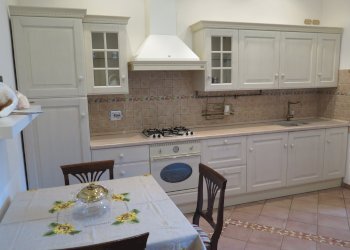 Three-room apartment Bologna (neighborhood Saragozza) - photo 3