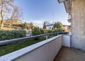 Quadrilocale Via Francesco Agello, 53 
 Lissago, Varese (zona Lissago) - foto 45