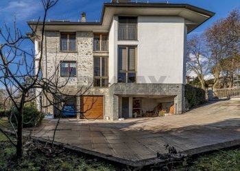 Quadrilocale Via Francesco Agello, 53 
 Lissago, Varese (zona Lissago) - foto 57