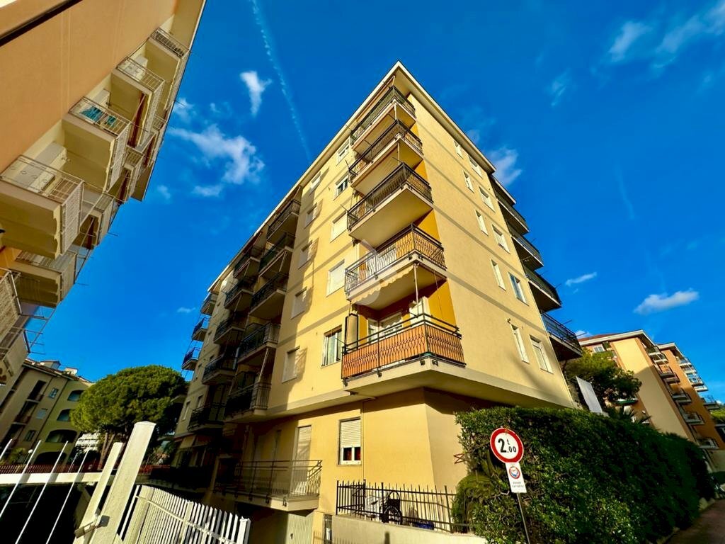 Two-room apartment Via Cristoforo Colombo, Andora - photo 3