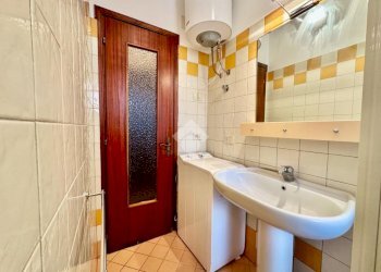 Two-room apartment Via Cristoforo Colombo, Andora - photo 21