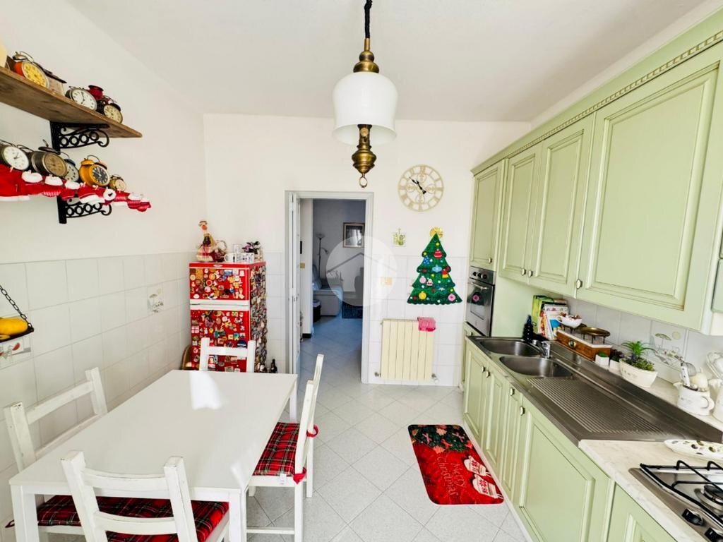 Quadrilocale Via Alessandro Manzoni, Sestri Levante - foto 1