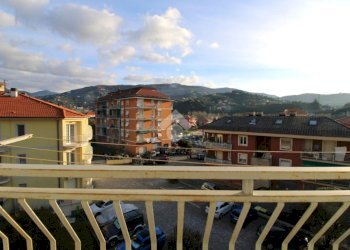 Three-room apartment Via piacenza, Chiavari - photo 1