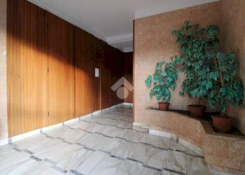 Three-room apartment Via piacenza, Chiavari - photo 3