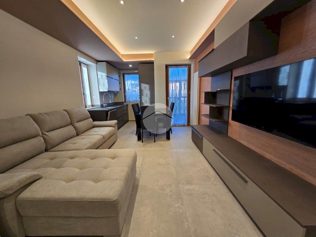 Three-room apartment Via trieste, Bosconero - photo 3