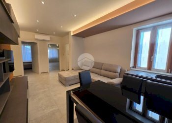 Three-room apartment Via trieste, Bosconero - photo 1