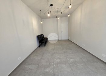 Three-room apartment Via trieste, Bosconero - photo 25