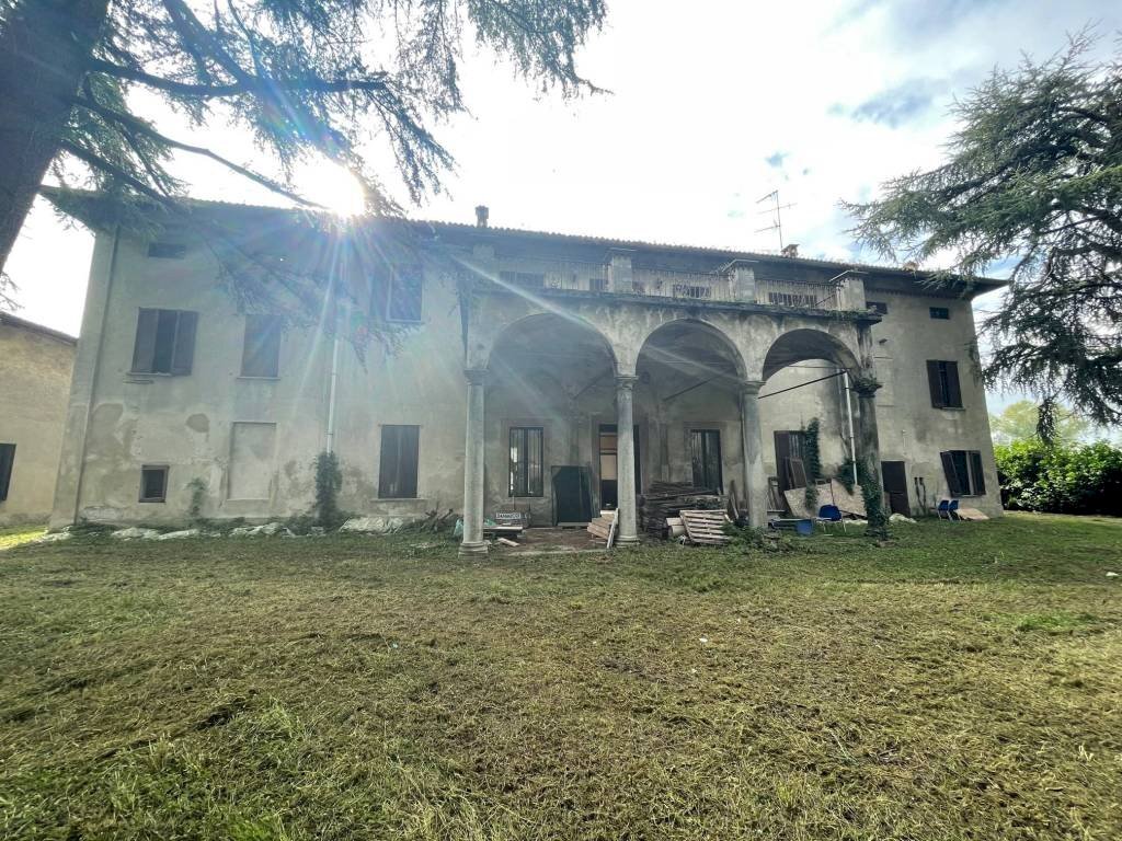 Villa Milano - foto 1