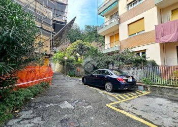 Trilocale Via Lanzerotto Malocello, Genova (zona Pegli) - foto 6